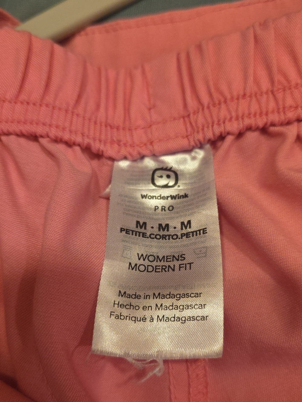 WonderWink Pink Women's V-Neck Scrub Top & Drawstring Pants Size MEDIUM - Picture 4 of 4